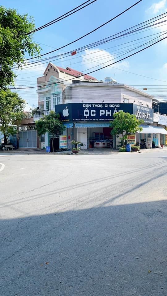 BÁN NHÀ MẶT TIỀN D35 KDC VIỆT SINH TRUNG TÂM THÀNH PHỐ THUẬN AN VỊ TRÍ NHÀ SÁT LÔ GÓC DT 110.5m2