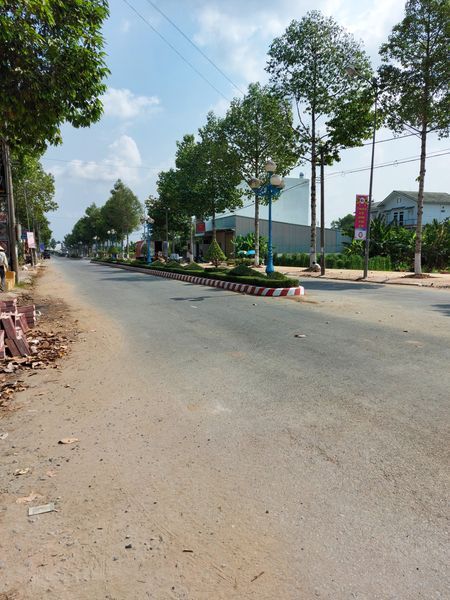 CC bán căn nhà 1 trệt 1 lầu tại Sadec mới 100%, giá mềm trước Tết. Nhà gần trường, gần chợ, gần cv