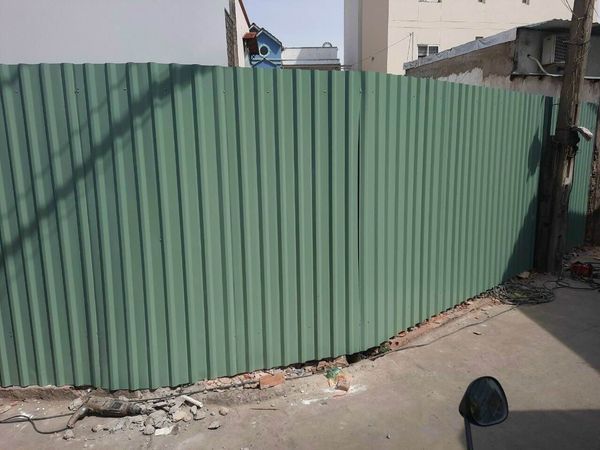 Bán 2 lô đất có thể bán từng lô Giáp Phú Mỹ Hưng Quận 7 cách mặt tiền Phú Thuận 15m