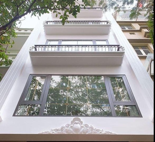 Bán gấp nhà Nguyễn Chí Thanh - Q. Đống Đa , giá 5,4 ở ngay Vị trí đẹp cách phố 50m