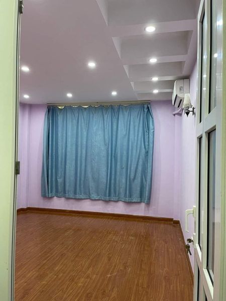 Bán nhà ngõ Thụy Khuê, Tây Hồ diện tích sổ đỏ 36m2 xây 5 tầng, mặt tiền 4.3m giá 3.95 tỷ