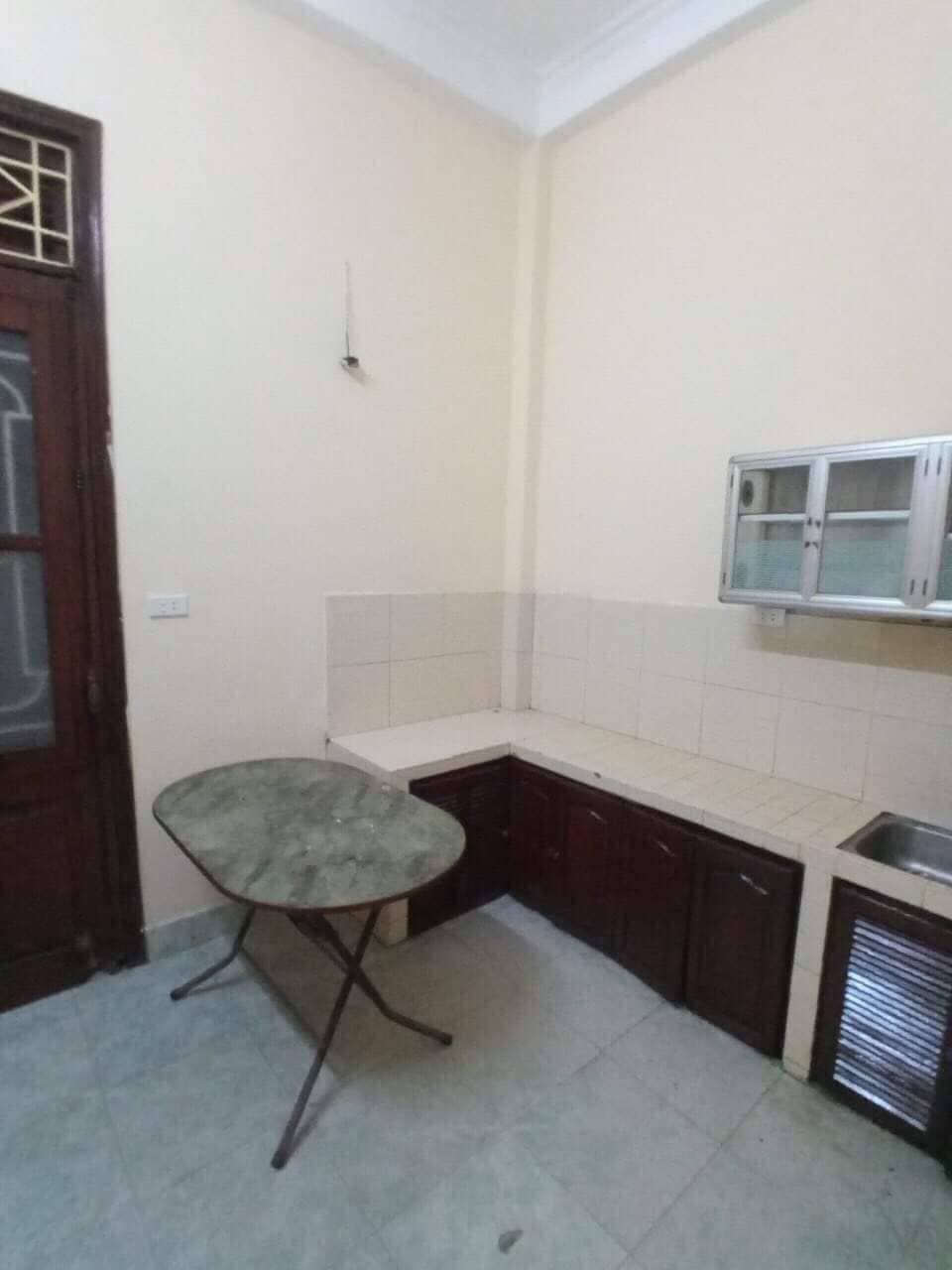 cho thuê nhà riêng 32m2*4t ngõ 141 Trương Định, Hai Bà Trưng, Hà Nội