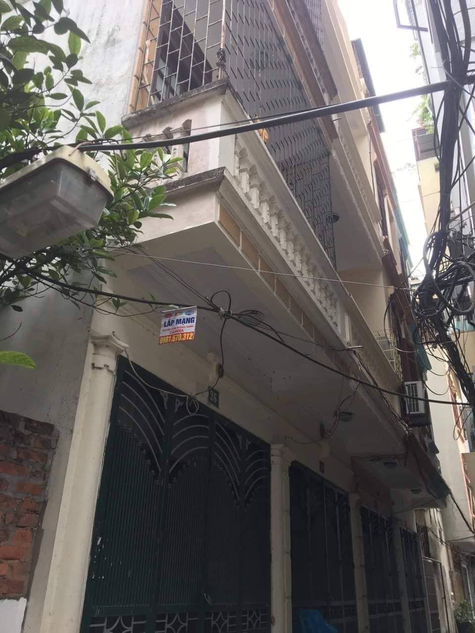 cho thuê nhà riêng 32m2*4t ngõ 141 Trương Định, Hai Bà Trưng, Hà Nội