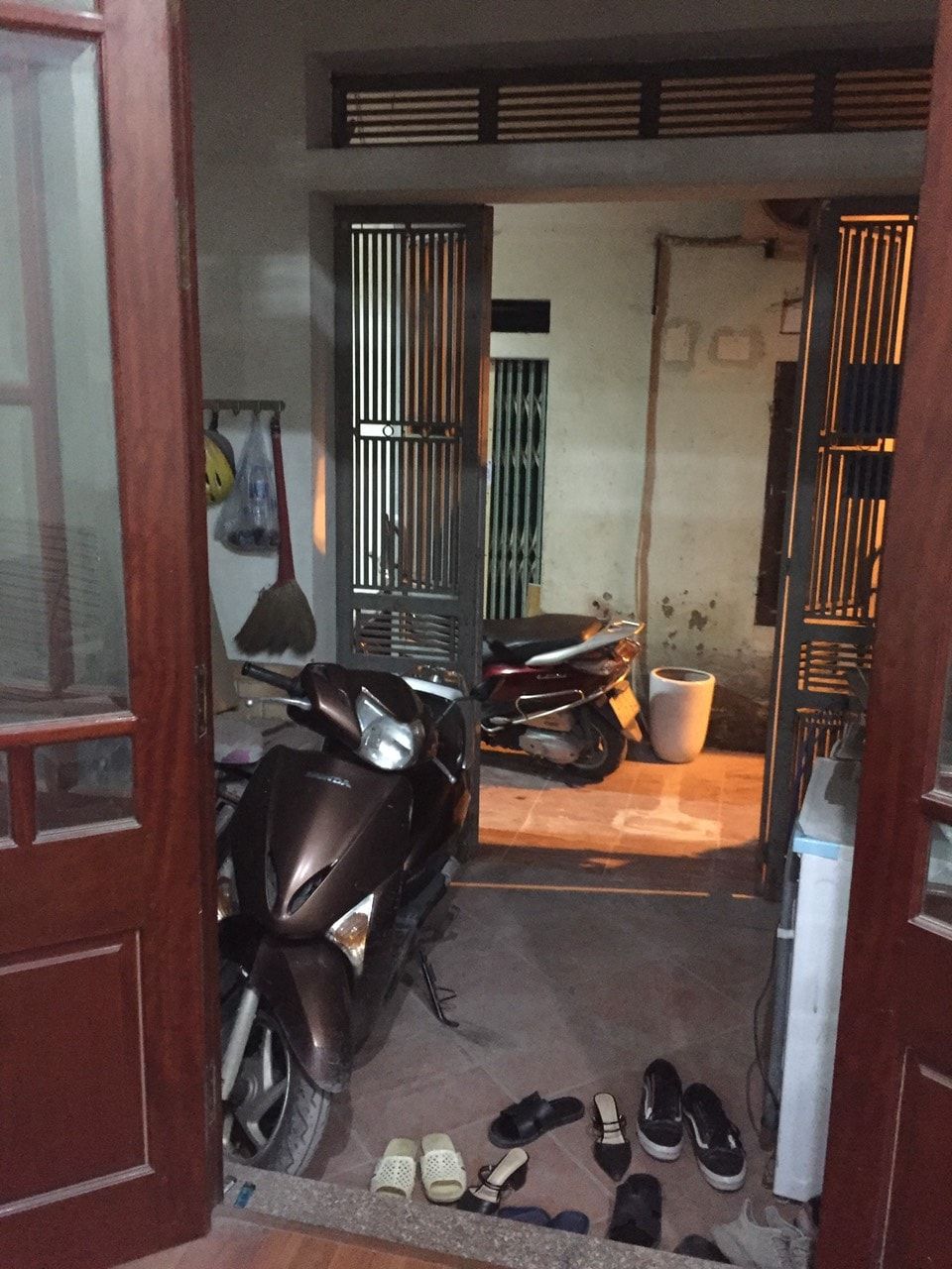 Cho thuê nhà nguyên căn tại Phú Đô - Nam Từ Liêm Diện tích: 35m2 x 5 tầng Thiết kế 3 PN