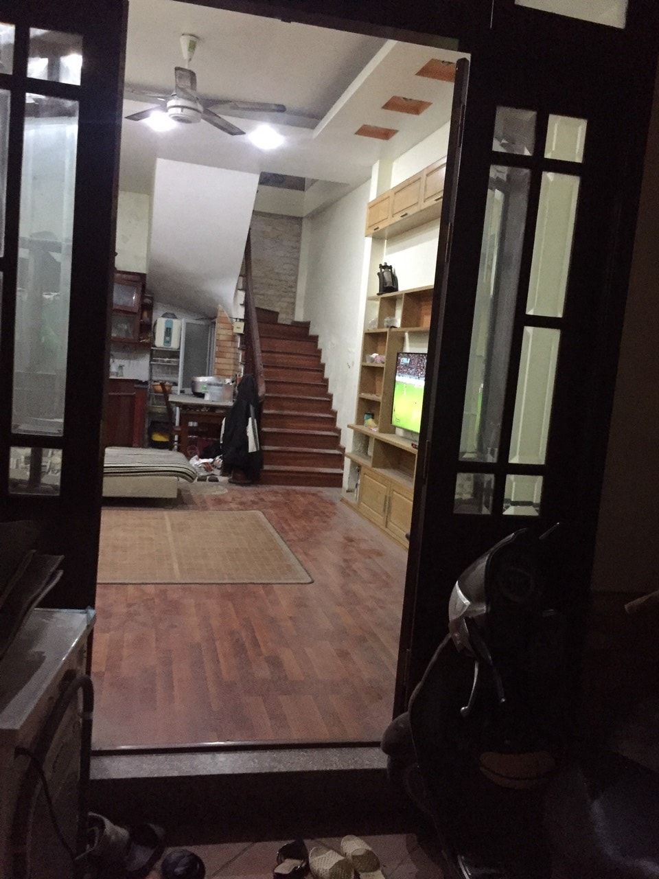 Cho thuê nhà nguyên căn tại Phú Đô - Nam Từ Liêm Diện tích: 35m2 x 5 tầng Thiết kế 3 PN