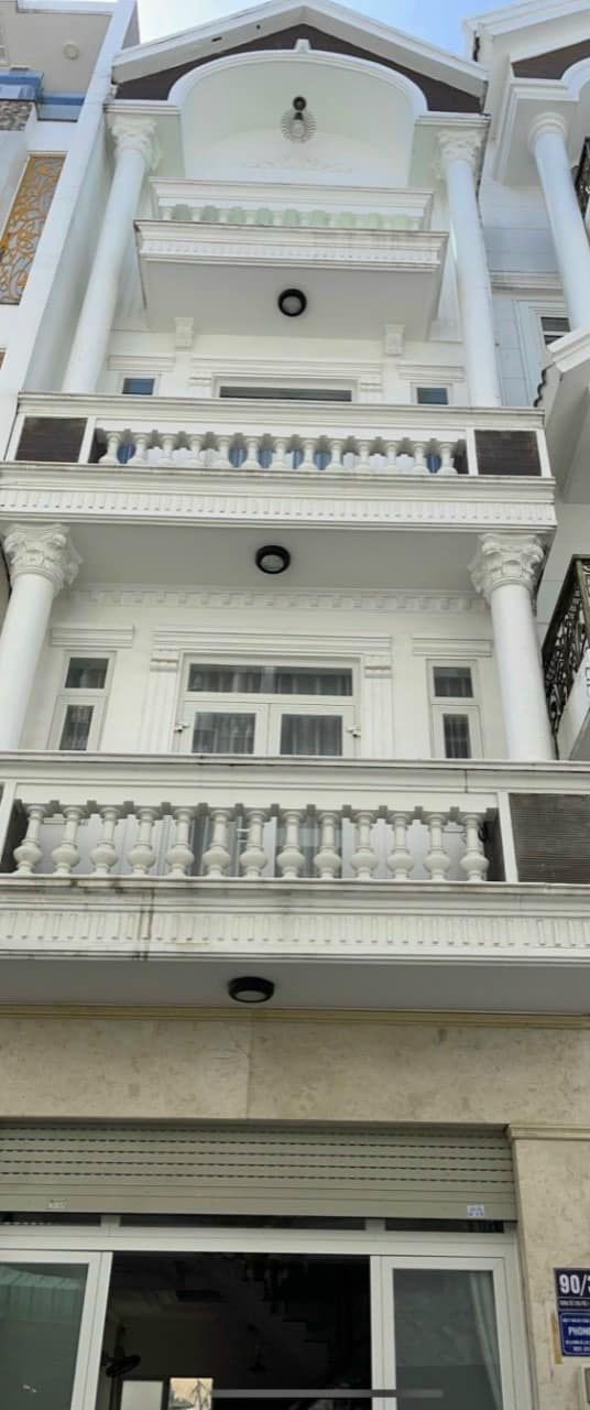Cho thuê nhà nguyên căn đường số Hoàng Quốc Việt quận 7 Diện tích 4x14 Trệt 3 lầu Full nội thất