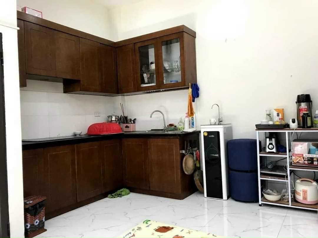 chính chủ bán nhà thổ cư La Phù đã có sổ đã xây 3 tầng full đồ nhà mới ở từ năm 2020 Giá chỉ 1.7xx