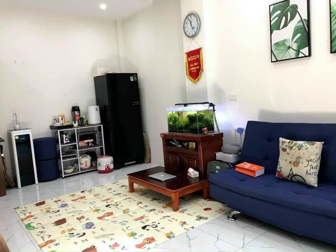 chính chủ bán nhà thổ cư La Phù đã có sổ đã xây 3 tầng full đồ nhà mới ở từ năm 2020 Giá chỉ 1.7xx
