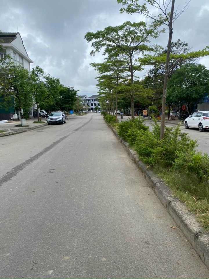 BÁN NHÀ NHÀ HOÀN THIỆN 3 TẦNG AN CỰU CITY 2 MẶT TIỀN THOÁNG Diện tích 122m Hướng tây bắc