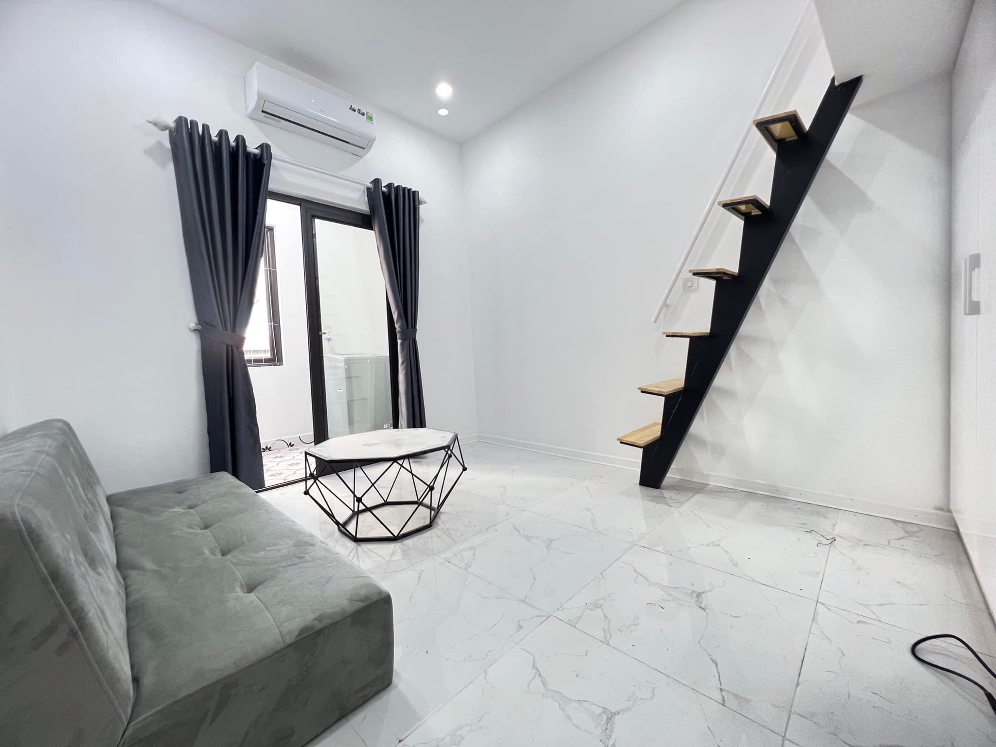 PHÒNG CỰC ĐẸP TRONG CĂN CCMN 7 TẦNG VỪA MỚI KHAI TRƯƠNG XUÂN THỦY CẦU GIẤY