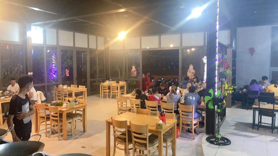 sang nhượng quán 2 tầng, 2 phòng, 2 vs, csvc đầy đủ, vào là bán được luôn CVA, Khối 3, Núi Thành