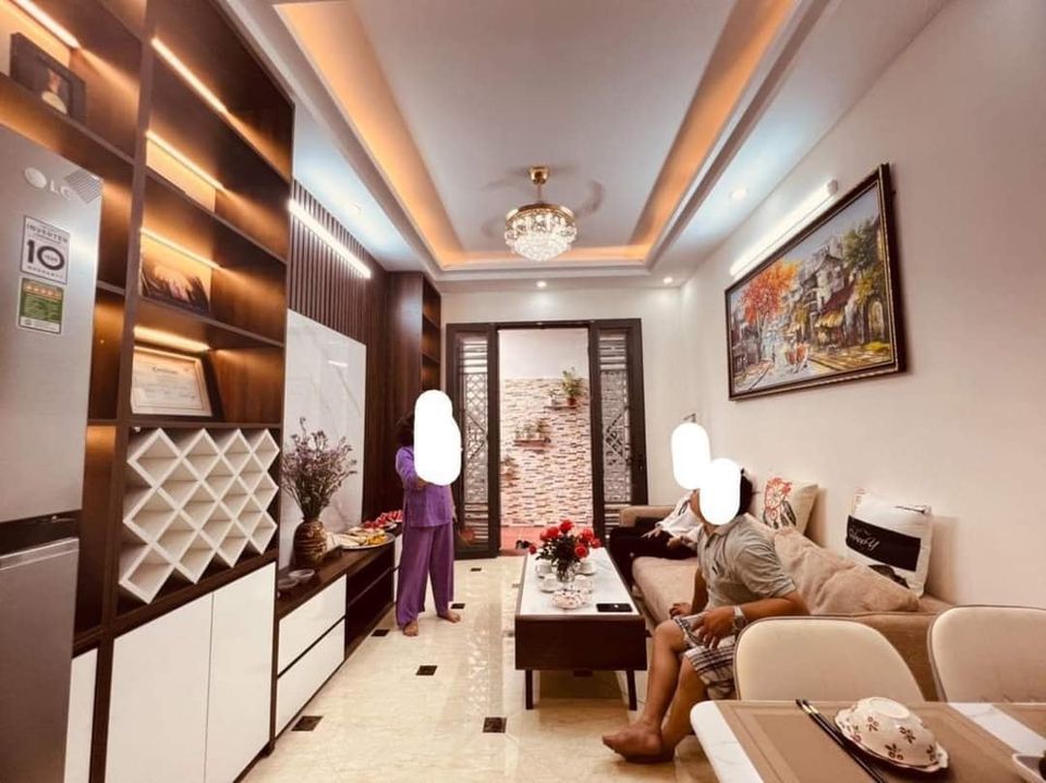 VĨNH HƯNG OTO 7 CHỖ ĐỖ CỬA TẦM TIỀN CỰC HIẾM CHỦ THIỆN CHÍ 3 TẦNG DÂN XÂY SỔ ĐỎ CHÍNH CHỦ