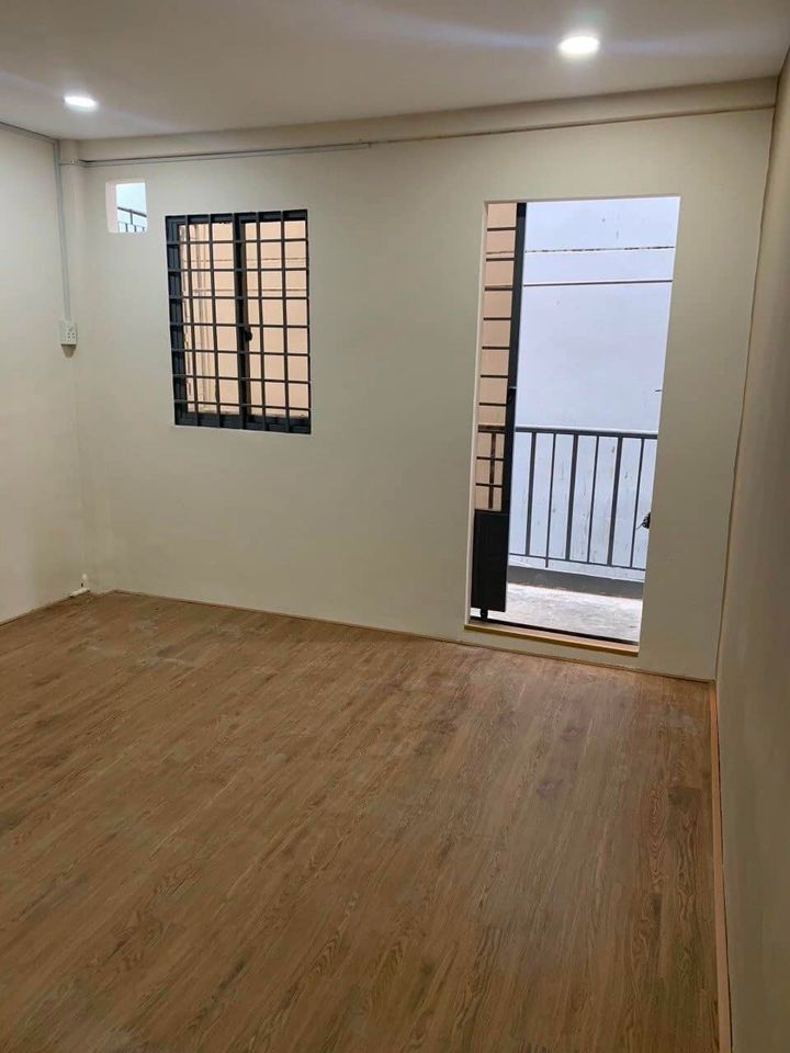 Bán nhà Nguyễn Kiệm P3 Gò Vấp- Cách Sân Bay 5P 1 trệt , 2 lầu , 2 Phòng Ngủ , 2 WC
