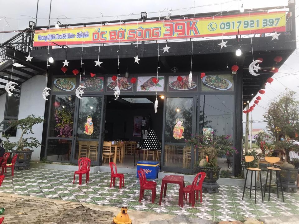 sang nhượng quán 2 tầng, 2 phòng, 2 vs, csvc đầy đủ, vào là bán được luôn CVA, Khối 3, Núi Thành