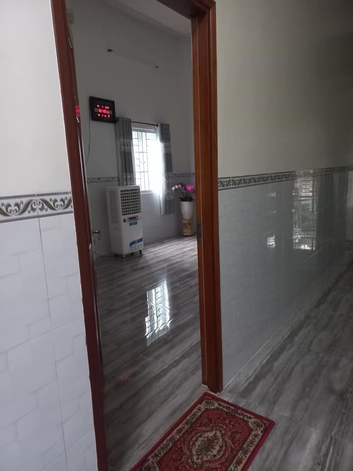 Cần chuyển nhượng lại nhà và đất mới cất hơn 3 năm nhà bao mới, nội thất sang trọng khóm 7, p7 CM