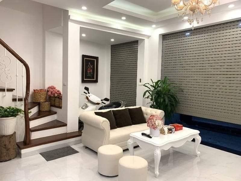 Bán nhà Đội Cấn, Ba Đình Đình DT 32m, 5T, MT4.5m Giá 4.62 tỷ có thương lượng Gần chợ Cống Vị