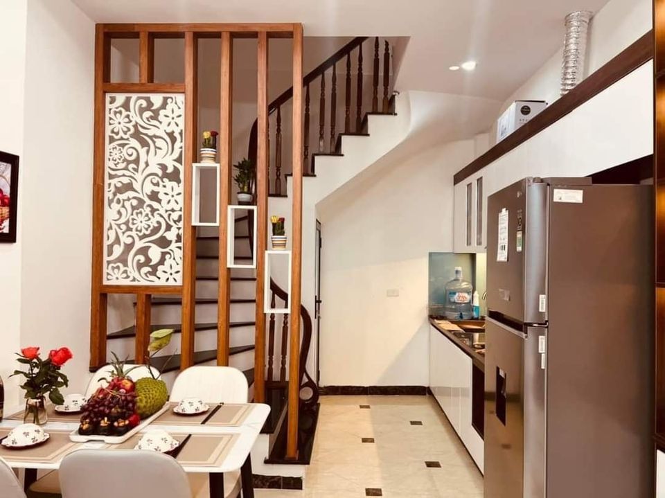 VĨNH HƯNG OTO 7 CHỖ ĐỖ CỬA TẦM TIỀN CỰC HIẾM CHỦ THIỆN CHÍ 3 TẦNG DÂN XÂY SỔ ĐỎ CHÍNH CHỦ