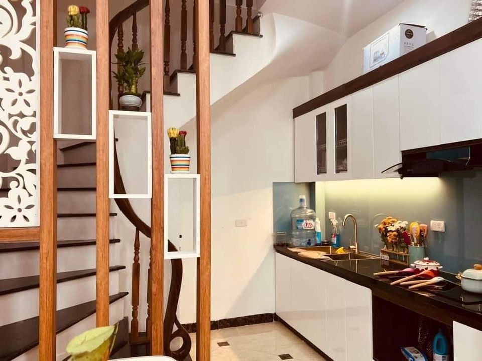 VĨNH HƯNG OTO 7 CHỖ ĐỖ CỬA TẦM TIỀN CỰC HIẾM CHỦ THIỆN CHÍ 3 TẦNG DÂN XÂY SỔ ĐỎ CHÍNH CHỦ