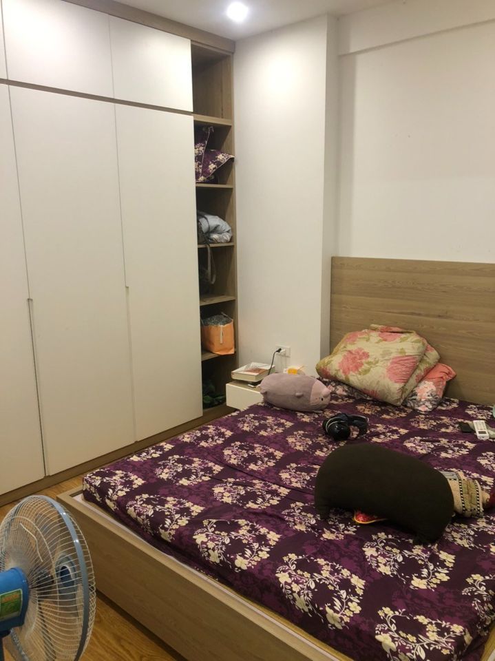 Do chuyển nhà mới sang Time, tôi Chính chủ cần bán căn hộ toà B chung cư CT36 Định Công