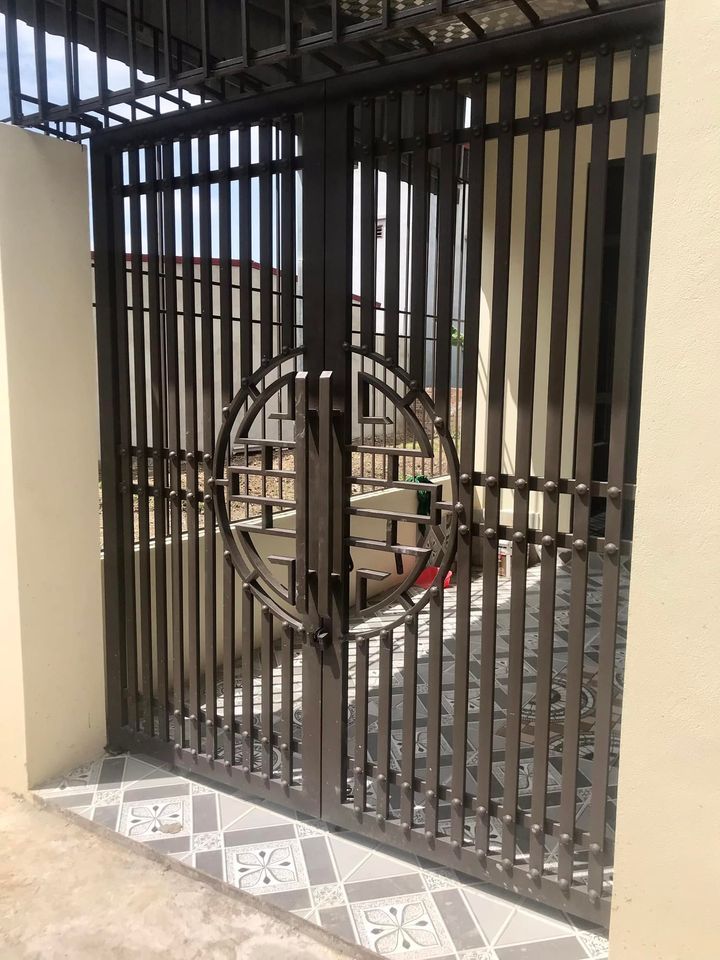 Chính chủ mình cần bán 2 nhà cấp 4 vừa hoàn thiện xong chỉ việc dọn vào ở đối diện UB p. Quảng Hưng