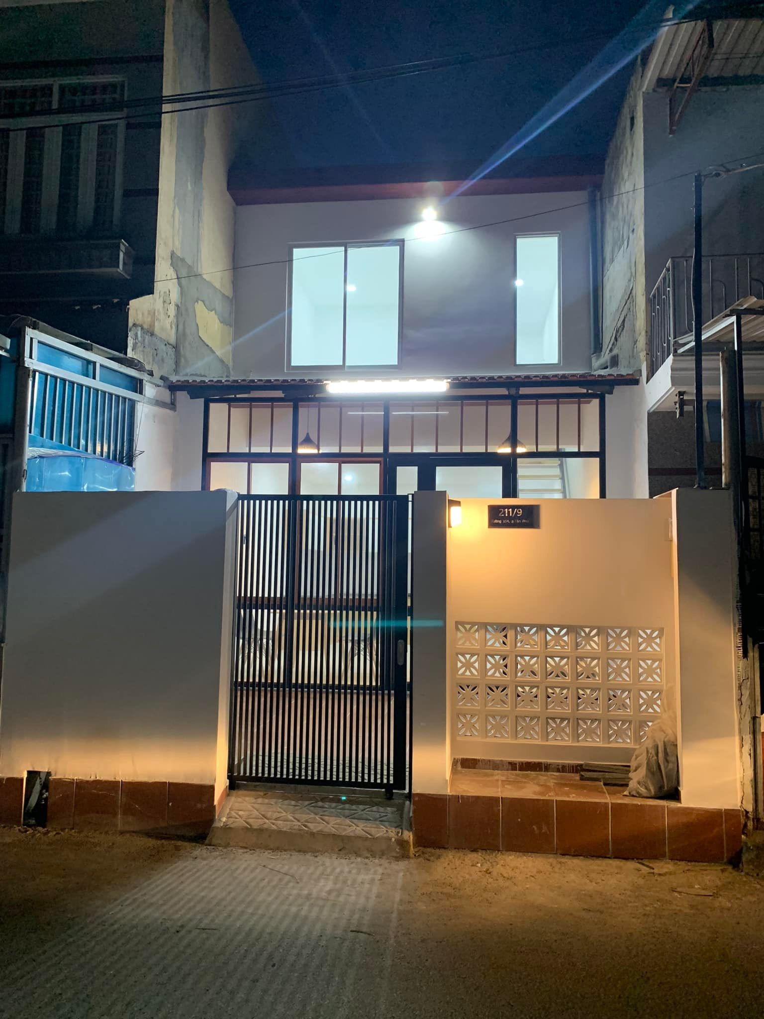 Cho thuê nhà nguyên căn mới xây xong đường 295, phường Tân Phú, quận 9