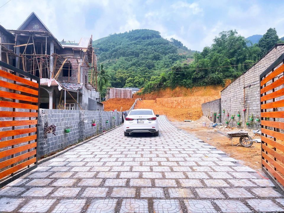 lô đất Xã Liên Sơn-huyện Lương Sơn-Tỉnh Hoà Bình Diện Tích1880m,200m thổ cư