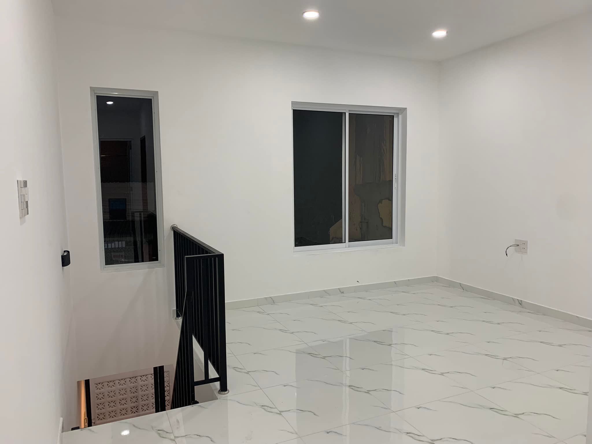 Cho thuê nhà nguyên căn mới xây xong đường 295, phường Tân Phú, quận 9