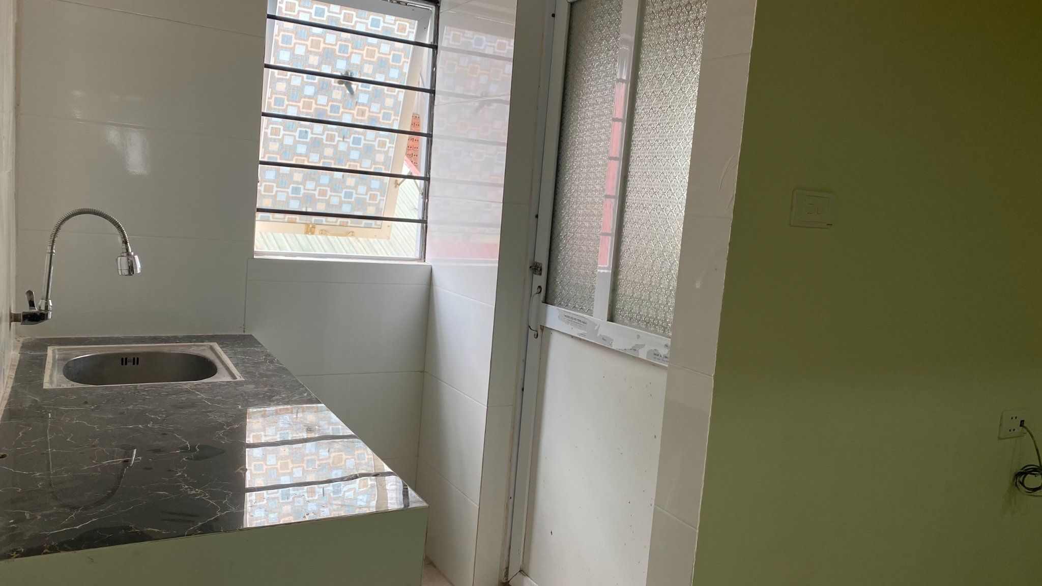 Nhà mình có dãy trọ Phòng đẹp, rộng rãi, thoáng mát, phù hợp với hộ gia đình. Phòng đầy đủ đồ