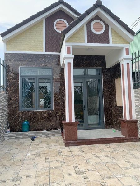 Cần bán gấp nhà mái thái mới toanh p. trảng dài TP biên hoà. đường 6m thông ngay chợ Quang Thắng