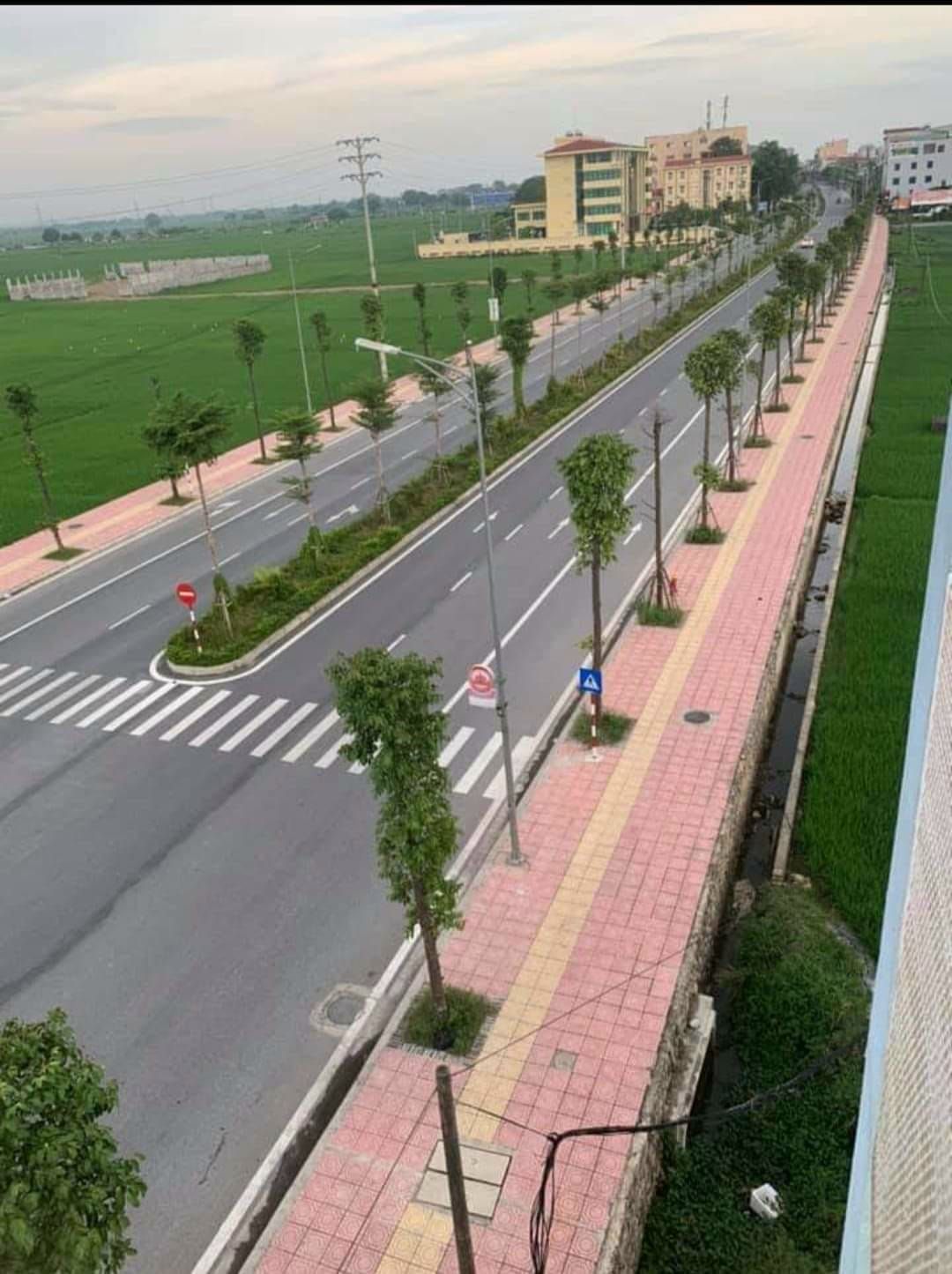 ĐÓN SÓNG 1 LOẠT CỤM CÔNG NGHIỆP VÀ TRỤC ĐƯỜNG HUYẾT MẠCH TẠI THANH OAI.