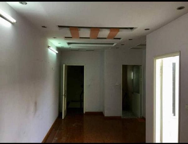 Cho thuê nhà 5 tầng tại Ngõ 1 Bùi Xương Trạch NHÓM ĐÔNG 6 - 9ng - 3 ngủ kk - 11 tr có tl