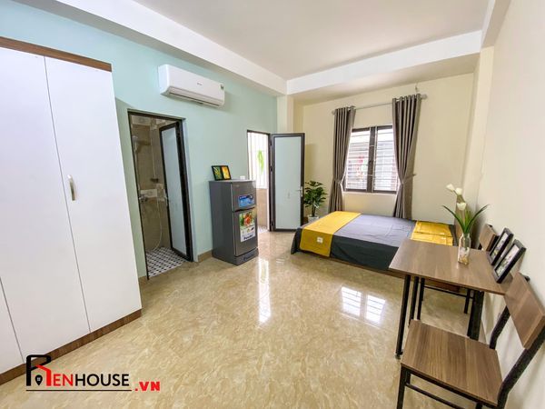 Cho thuê Ngõ 35/17 Trần Thái Tông (01/11 vào ở) - Phòng đơn 30m2, tầng 5 (503) - Giá 5.8tr/tháng
