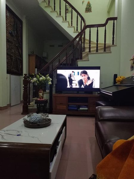 Cho thuê nhà riêng nguyên căn tại 69A Hoàng Văn Thái Diện tích đất 60m², nhà 2 mặt ngõ, gần trường