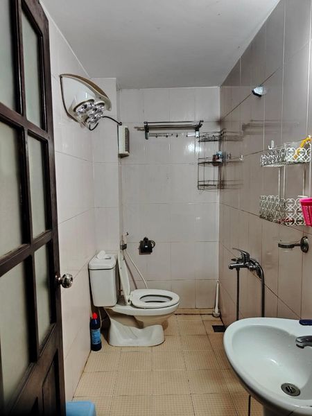 Cho thuê nhà HOÀNG VĂN THÁI, 42m2, 4 tầng, 4 ngủ, full đồ, Ô TÔ TRÁNH, 15tr Diện tích đất: 60m²