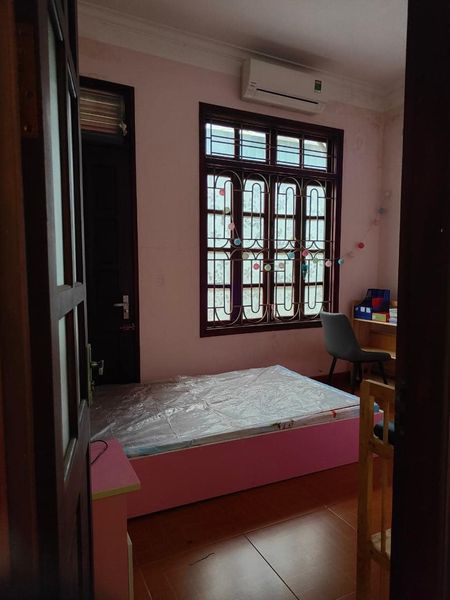 Cho thuê nhà HOÀNG VĂN THÁI, 42m2, 4 tầng, 4 ngủ, full đồ, Ô TÔ TRÁNH, 15tr Diện tích đất: 60m²