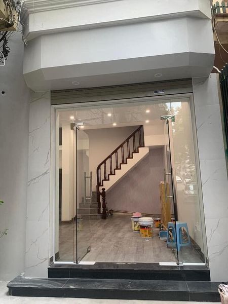 Cho thuê nhà Mới Đẹp Hoàng Hoa Thám, Ba Đình 50m x 4T oto 25tr Thiết kế 3PN 4WC Tầng 1 kinh doanh