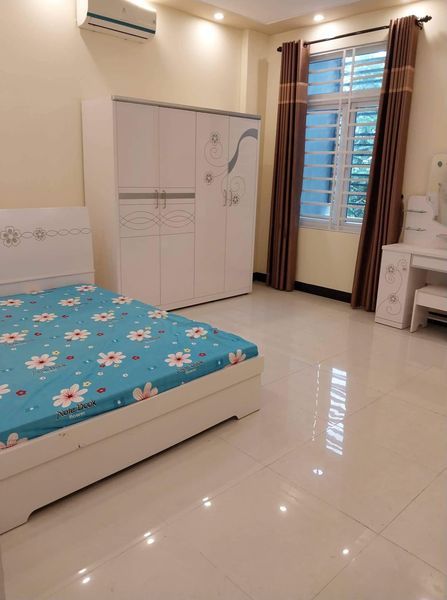 Kẹt tiền bán nhà 3 tầng còn mới khu dân cư Lộc Phát 3, Phường Nghĩa Chánh, Tp Quảng Ngãi.