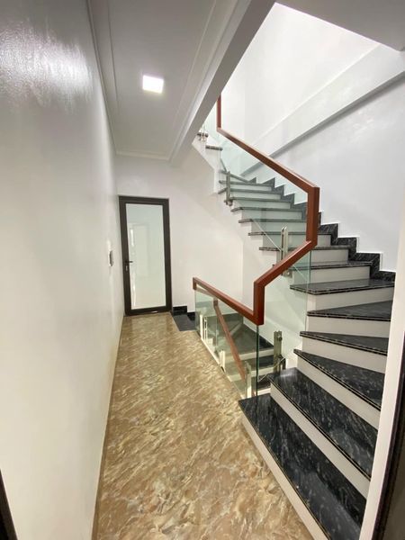 BÁN 2 CĂN NHÀ 3 TẦNG SAU CHUNG CƯ THAN HÀ LẦM. 📌📌CÁCH ĐƯỜNG 336 CHỈ 150m Ô TÔ ĐỖ CỬA
