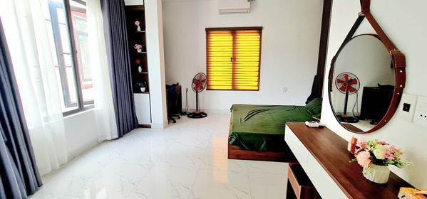 nhà đẹp 2 tầng Hà lầm 🚩Đường vào nhà 2 oto, có quy hoạch mở rộng đường10m .