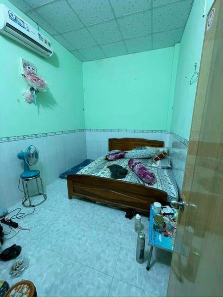 Bán nhà hẻm xe hơi đường Huỳnh Tấn Phát, P. Vĩnh Hiệp, TP. Rạch Giá.