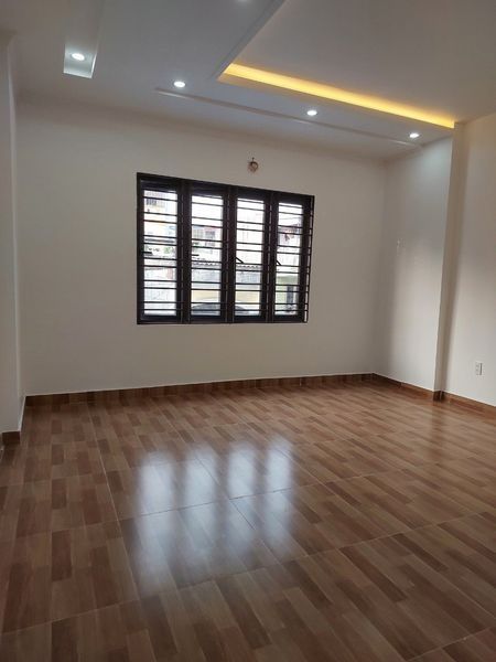 B.án Nhà đẹp độc lập 4 tầng khu Đà Nẵng, Vạn Mỹ, Ngô Quyền, HP . Gần cảng Biển lớn nhất Miền Bắc.