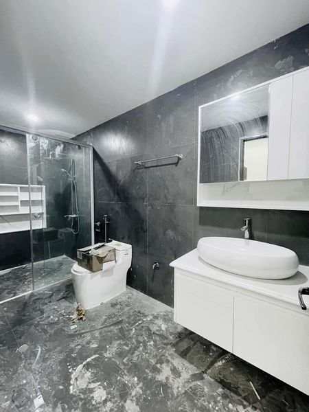 Chính chủ bán nhà 3 tầng Hà lầm Diện tích 75m2 Hướng Đông nam