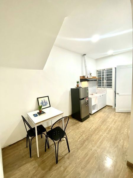 CHO THUÊ CĂN HỘ 2PN RỘNG 60M² NGAY NGÃ 4 PHAN ĐĂNG LƯU - PHAN XÍCH LONG