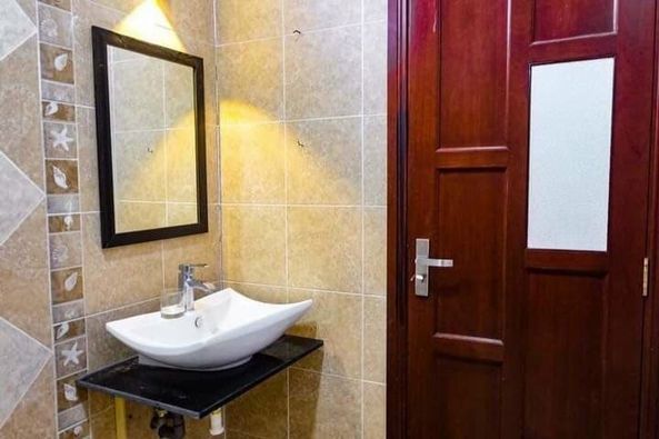 Cho thuê nhà 4 tầng Tô Hiến Thành gần Nguyễn Văn Thoại, Sơn Trà, Đà Nẵng.Hướng Đông.