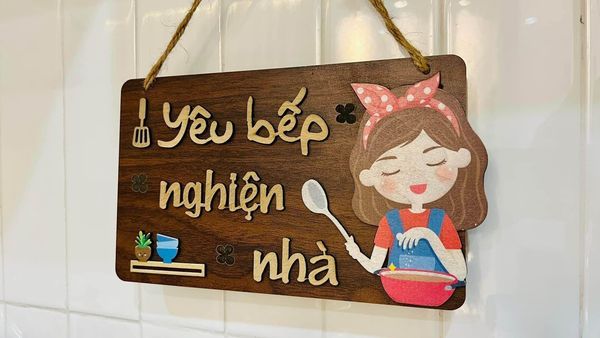 Chào bán ngôi nhà 2 tầng, đẹp, hiện đại nằm ngay đầu đường Ông Ích Khiêm.