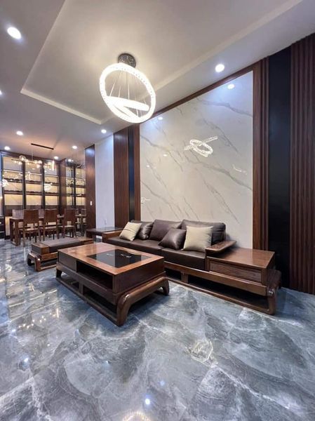 Chính chủ bán nhà 3 tầng Hà lầm Diện tích 75m2 Hướng Đông nam