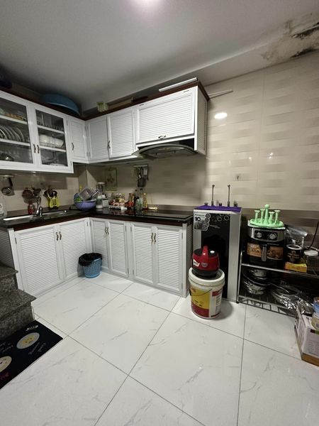 Bán nhà 2,5 tầng độc lập 75/57 ngõ 229 Miếu 2 Xã ✔️Dtmb : 40,5m2 ✔️Công năng : p.khách, bếp, 2p.ngủ