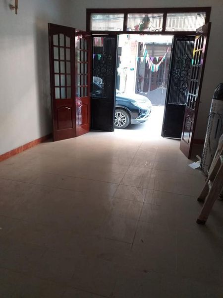 Cho thuê Phân Lô Khuất Duy Tiến DT 60m2 x 5 tầng, ô tô tránh, 18 triệu/ tháng