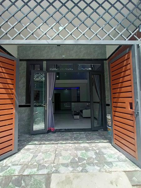 BÁN NHÀ SC RẤT ĐẸP XÂY MỚI HOÀN THIỆN Ngay ngã tư Bình Chuẩn, Thuận An, BD.