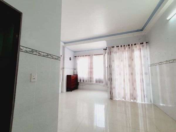 ĐẸP NHƯ CUNG ĐIỆN - NHÀ 5x11m - 3 TẦNG KIÊN CỐ - SIÊU THOÁNG - 5TỶ XÍU